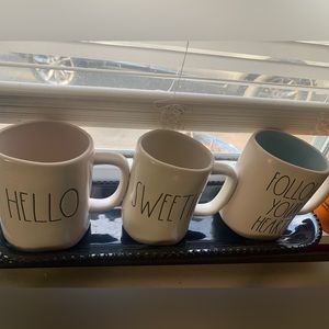 3 rae Dunn mugs